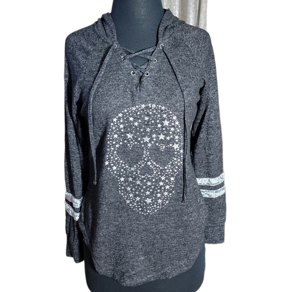 No Boundaries hoodie skull  color gray sz M